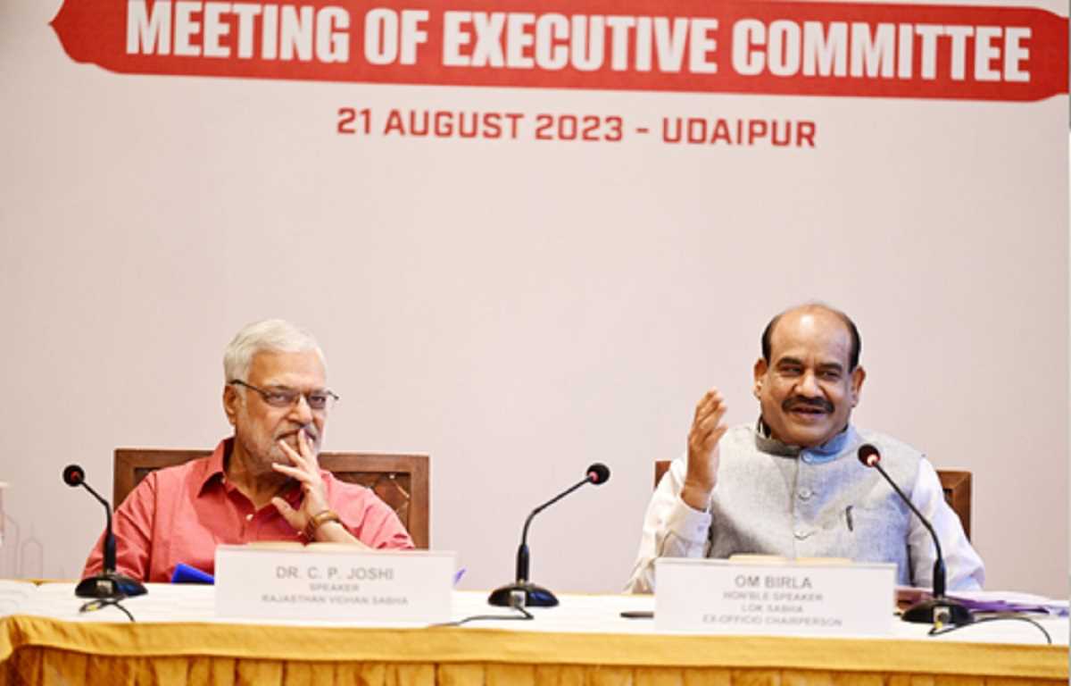 सदनों में चर्चा-संवाद का स्तर गिर रहा है - ओम बिरला